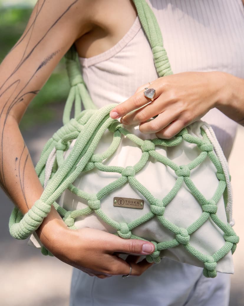 Macrame piece 5